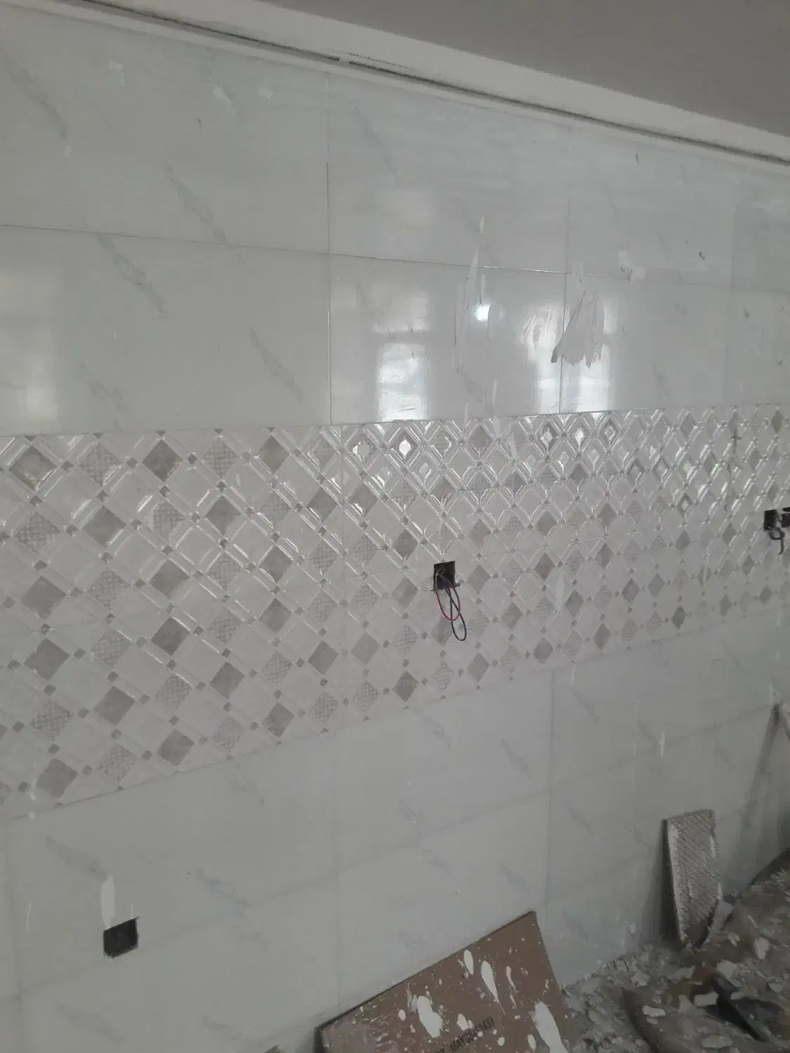 اجرای کاشی کاری و سرامیک قهرمانی|خدمات پیشه و مهارت|اراک, |دیوار