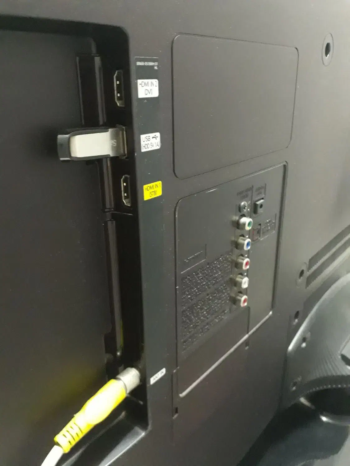 تلویزیون ۴۰ اینچ سامسونگ|تلویزیون و پروژکتور|قزوین, |دیوار