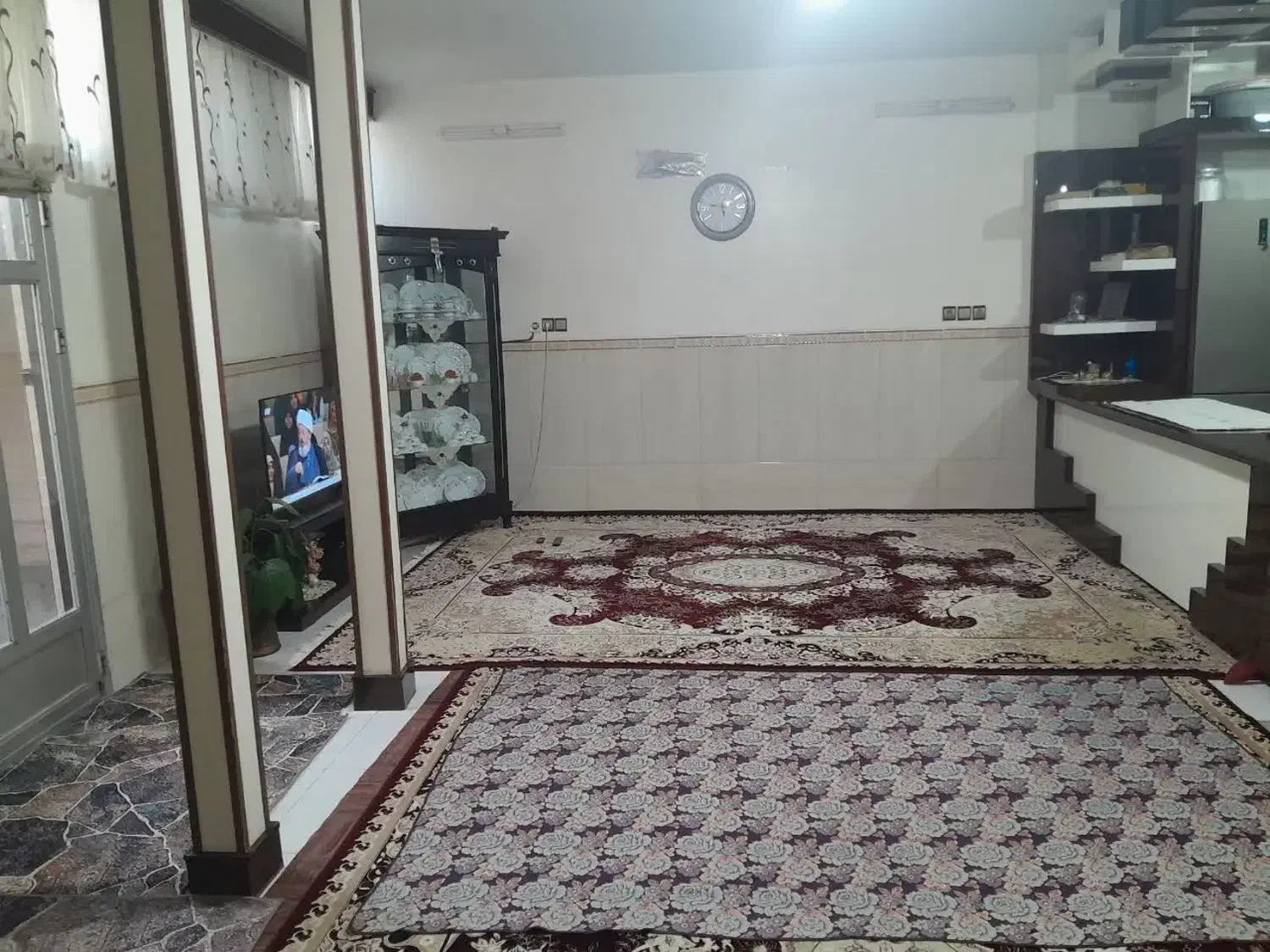 خانه ویلایی ۳طبقه با امکانات خوب|فروش خانه و ویلا|اصفهان, پوریای ولی|دیوار