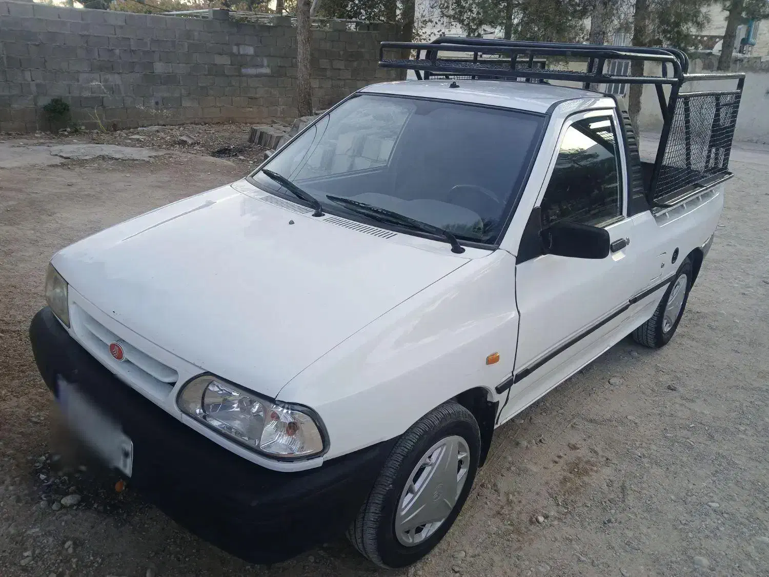 پراید وانت ۱۵۱ مدل ۹۵ رنگ سفید|خودرو سواری و وانت|شیراز, گلدشت معالیآباد|دیوار