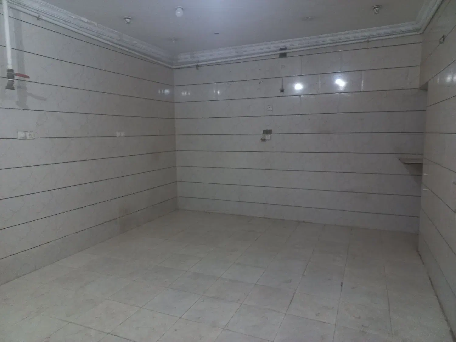 رهن و اجاره مغازه ۳۰ متری کیانشهر(منازل فرهنگیان)|اجارهٔ مغازه و غرفه|اهواز, منازل سپاه|دیوار