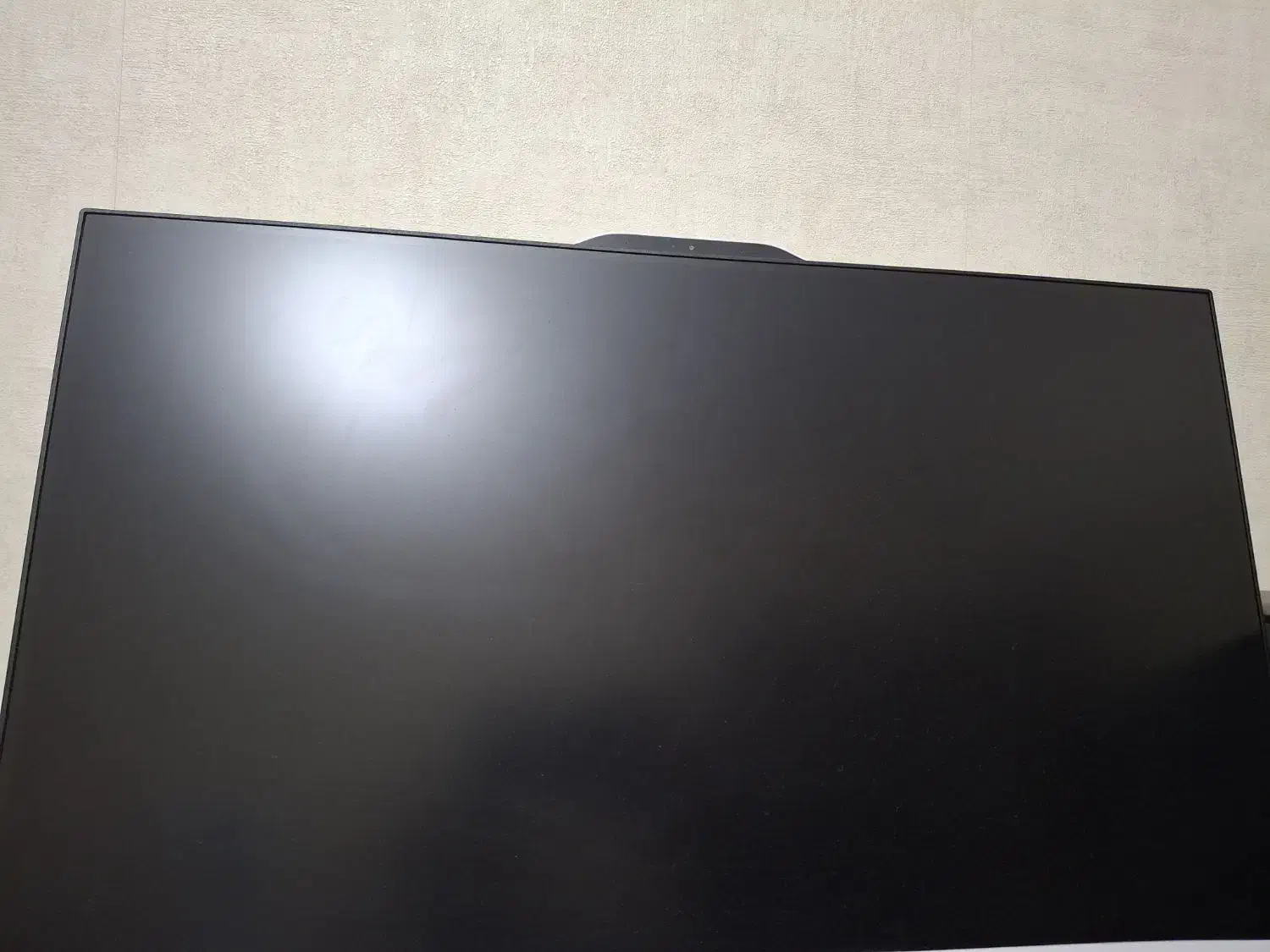 تعدادی وسایل|رایانه رومیزی|شیراز, بعثت|دیوار