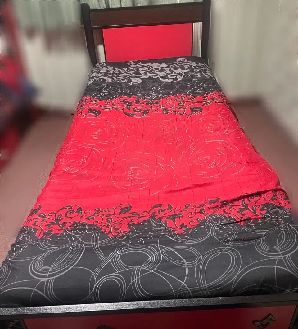 تخت خواب|تخت و سرویس خواب|رشت, معلم|دیوار