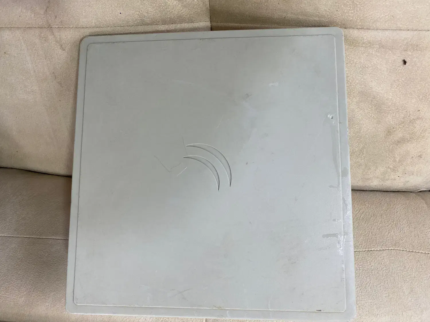 رادیو وایرلس mikrotik QRT5|مودم و تجهیزات شبکه|اهواز, شهرک دانشگاه|دیوار