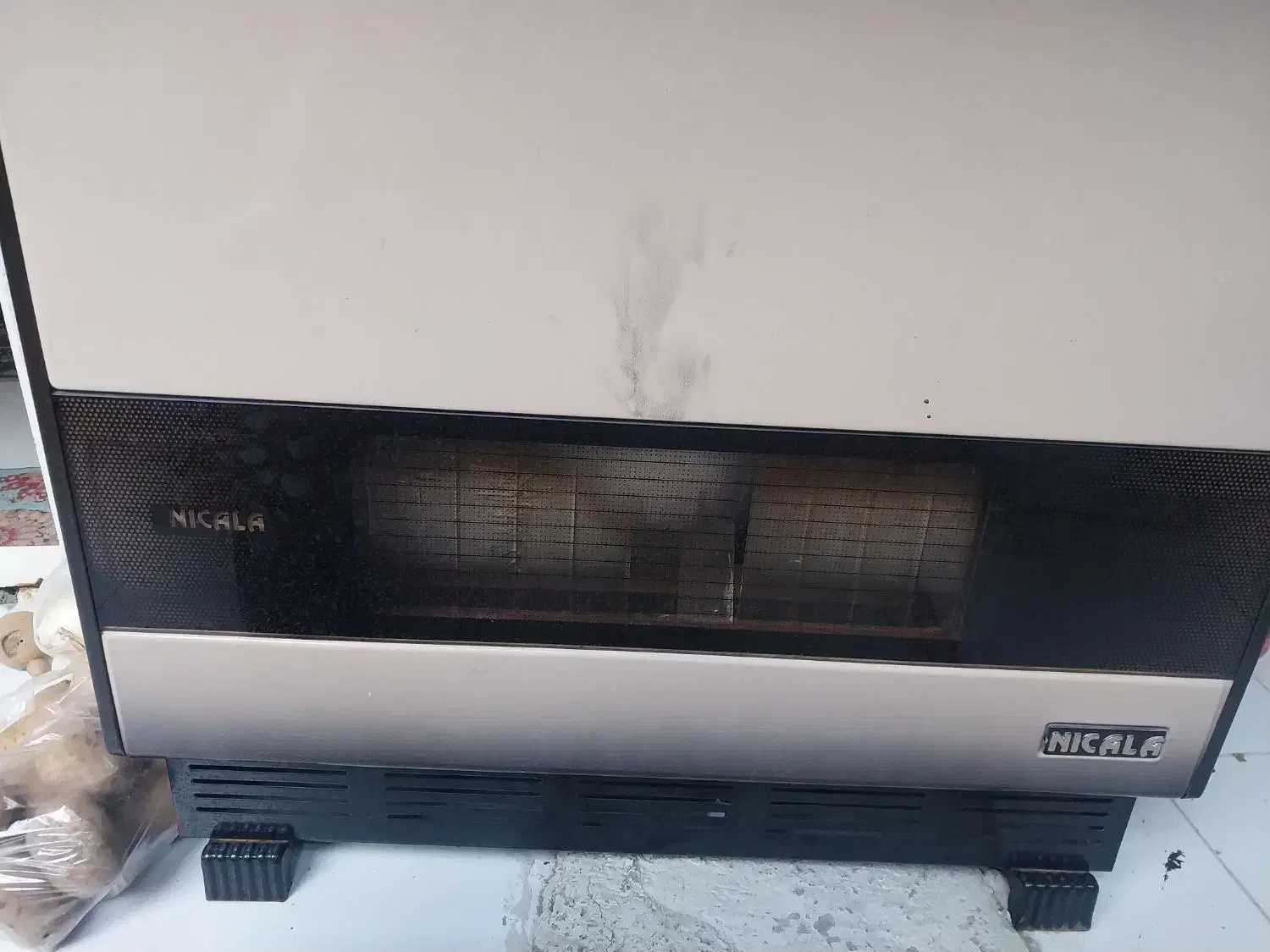 بخاری گازی نیکالا.تخت و تشک یک نفره.روفرشی۶متری|بخاری، هیتر، شومینه|بومهن, |دیوار