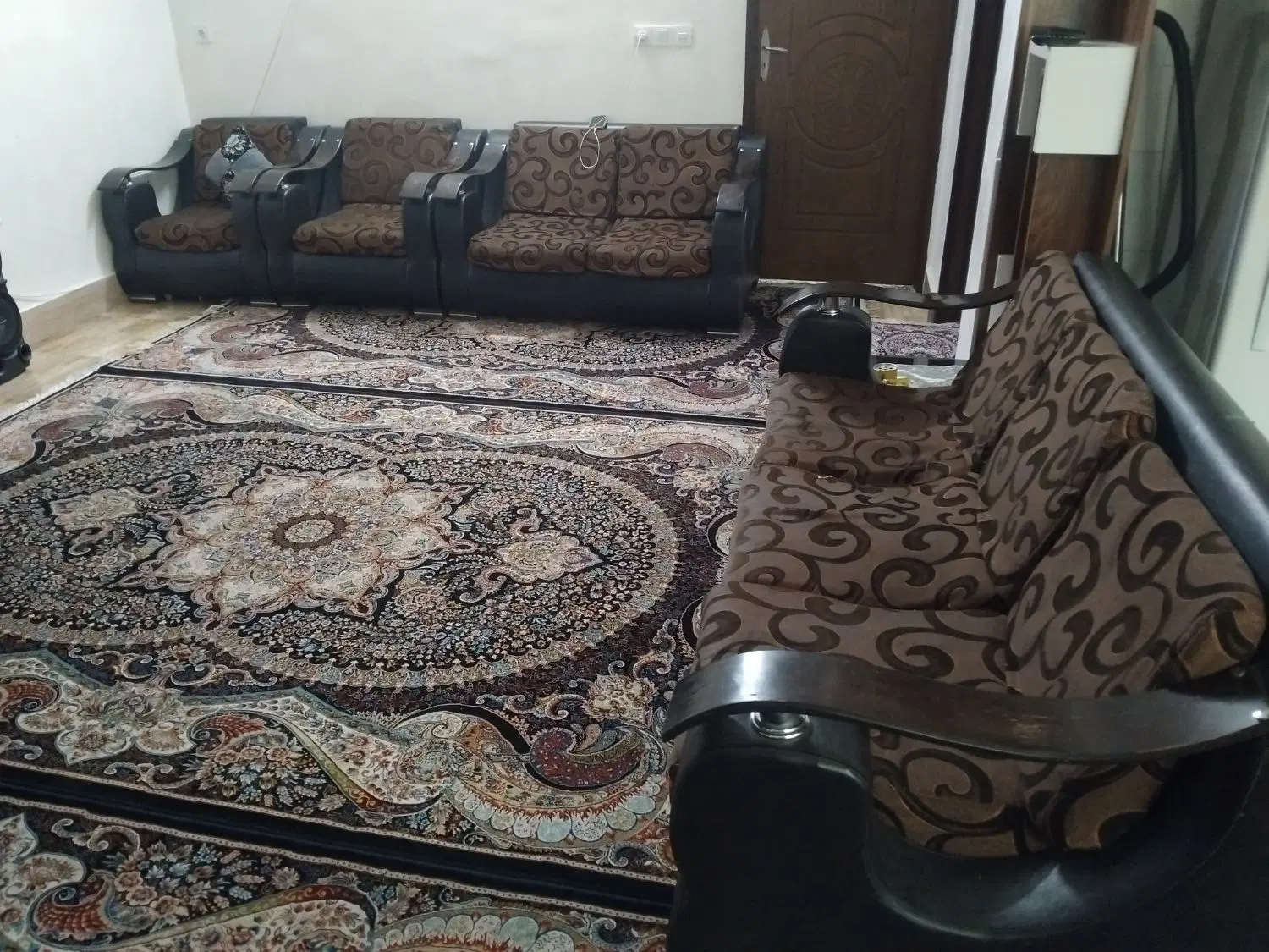 مبل|مبلمان خانگی و میز عسلی|گرمسار, |دیوار