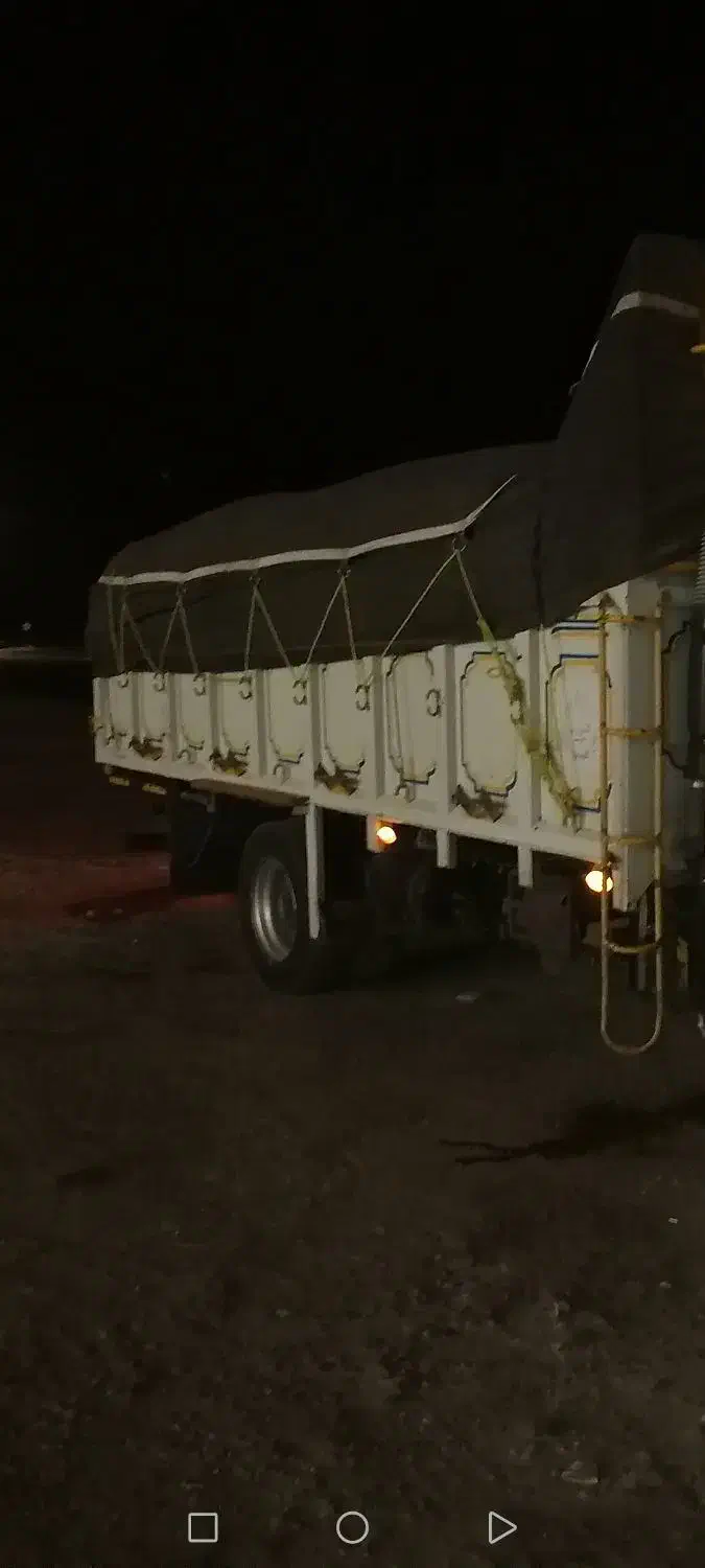 چادر کامیونت. کامیون. الوند فورس و غیره.|قطعات یدکی و لوازم جانبی|شیراز, پودنک|دیوار