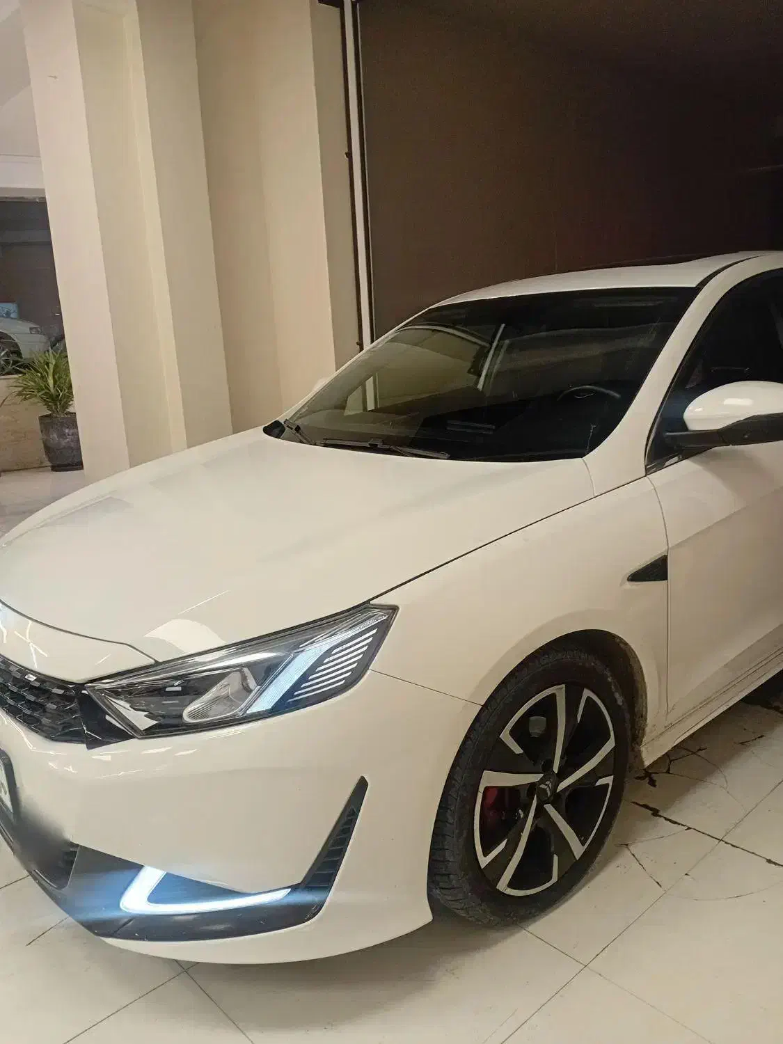 ریسپکت ۱۴۰۲ سفید|خودرو سواری و وانت|تهران, هروی|دیوار