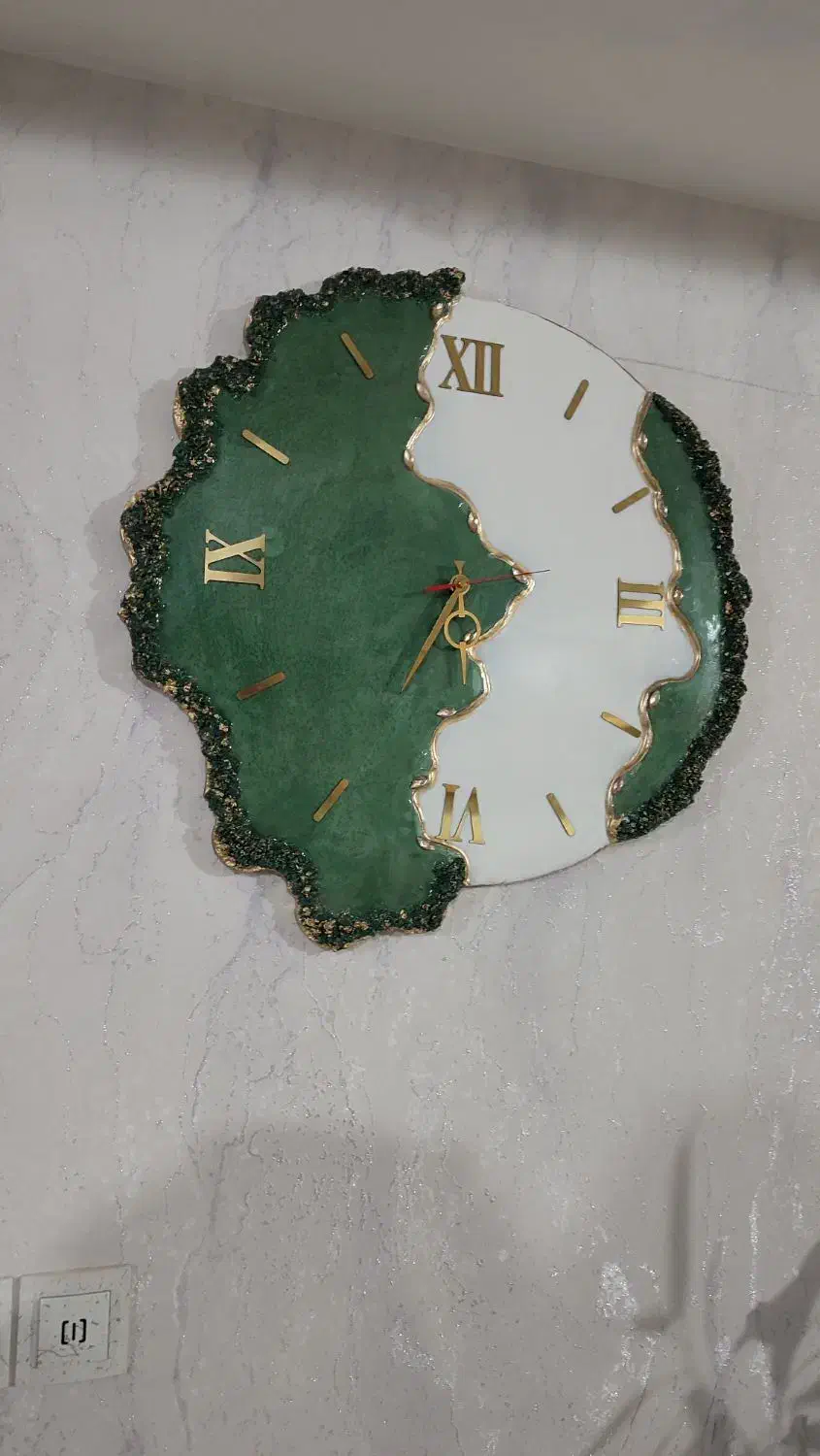 ساعت دست ساز رزینی|ساعت دیواری و تزئینی|اصفهان, ملکشهر|دیوار