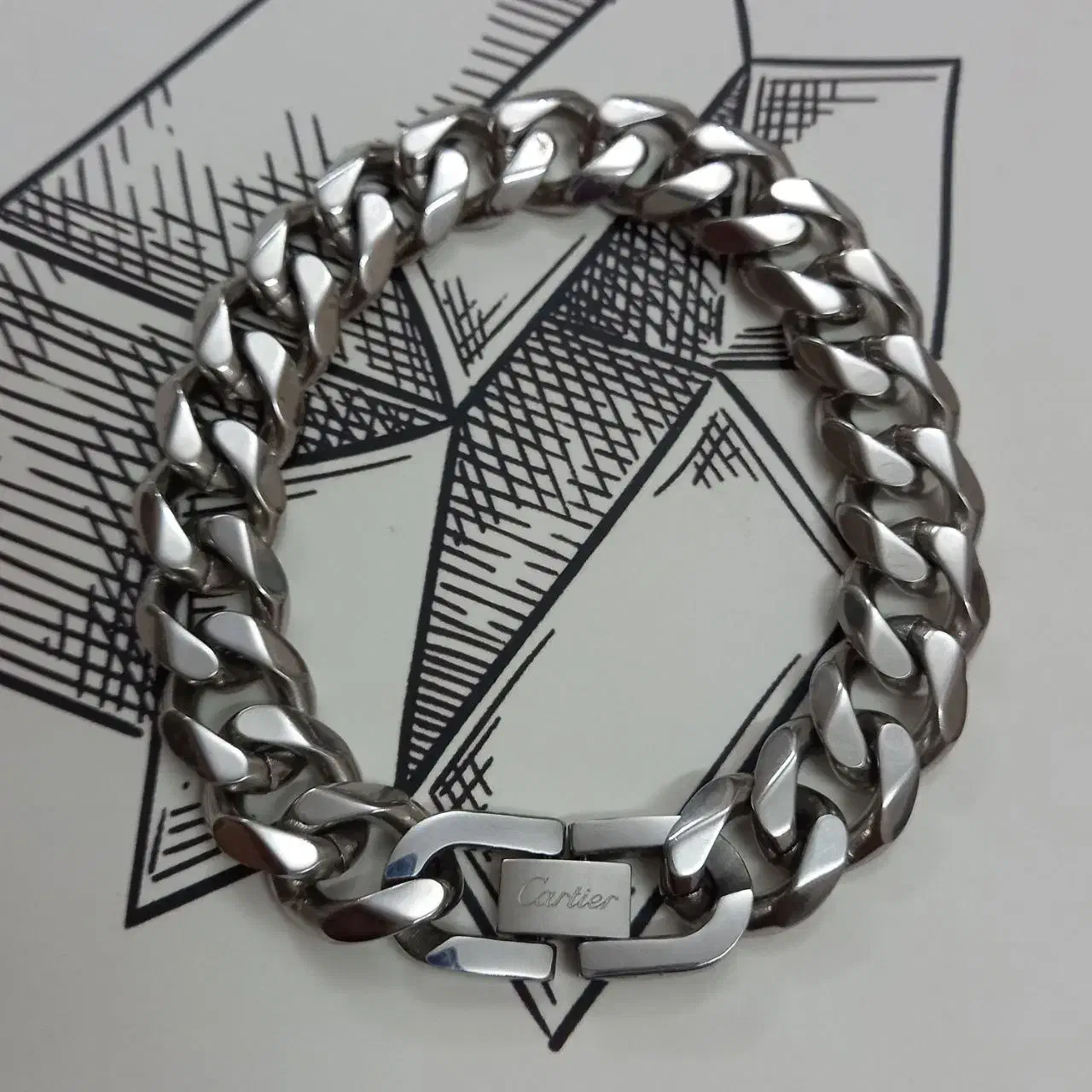 دستبند کارتیر سفید قفل کتابی استیل ۲۲ سانت|بدلیجات|تهران, طیب|دیوار