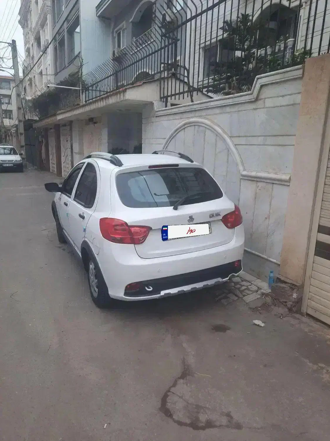 کوییک ۹۹ در حد|خودرو سواری و وانت|لاهیجان, شیشه گران|دیوار