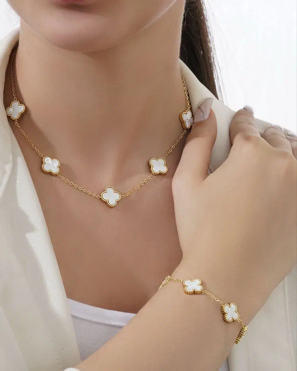 ست ونکلیف سفیدطلایی|بدلیجات|تهران, شهرک شریعتی|دیوار