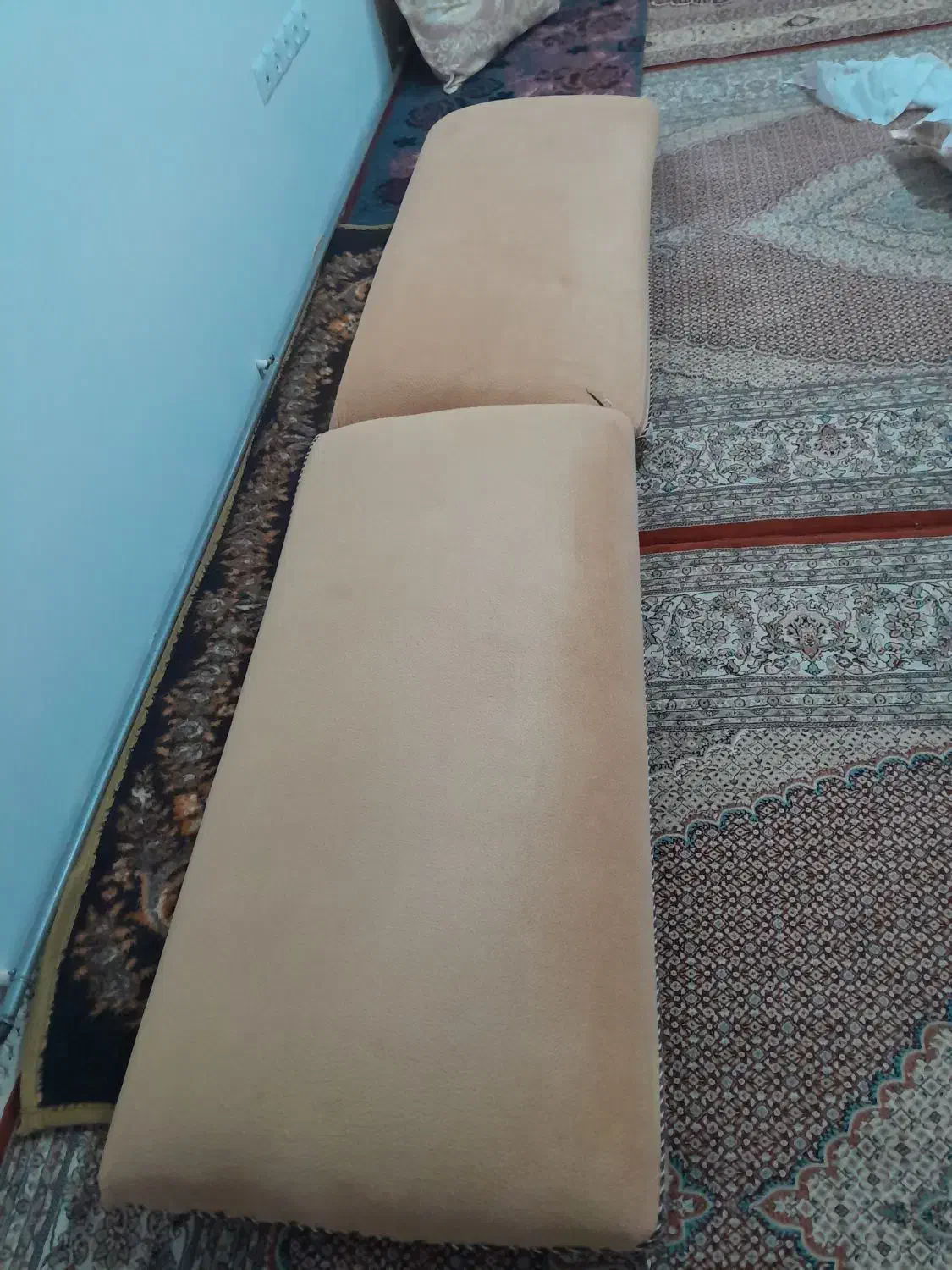 پشتی ابری، درحدنو|پشتی|خوی, |دیوار