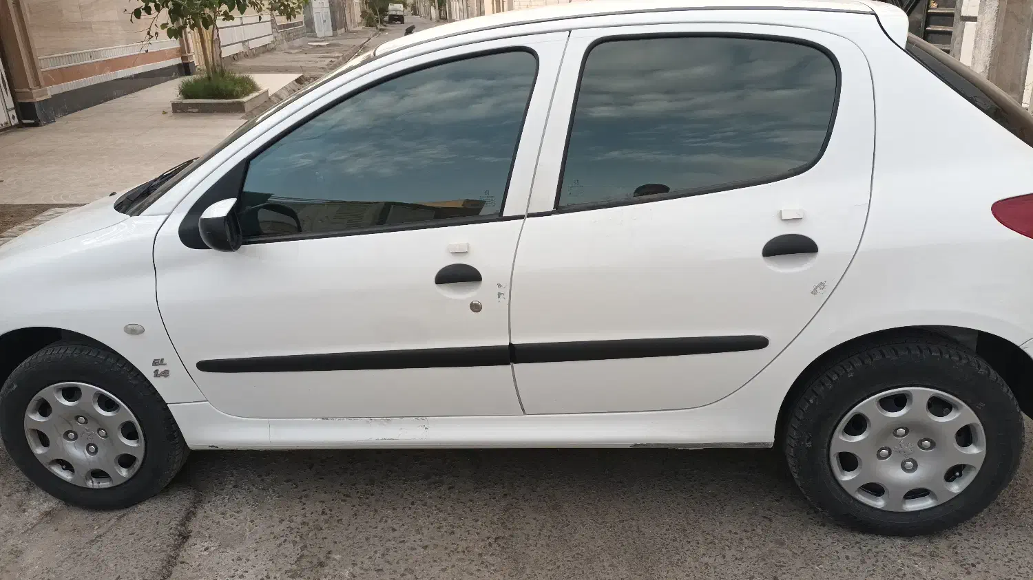 ۲۰۶ تیپ ۲ مدل ۴۰۱|خودرو سواری و وانت|فولادشهر, B5|دیوار