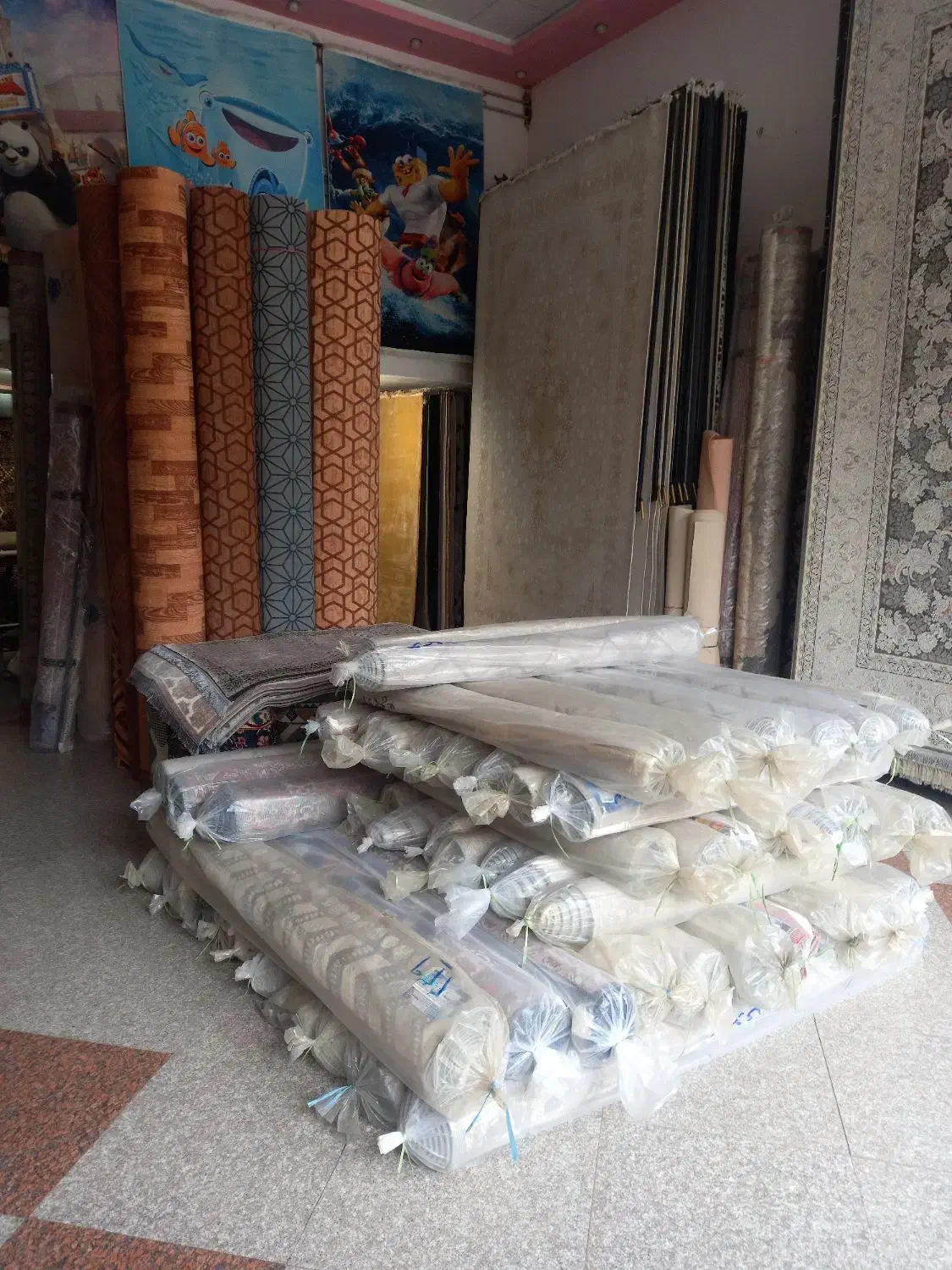 نمایندگی‌فرش‌وموکت( سرای‌فرش‌محمدی )|فرش|اردبیل, |دیوار