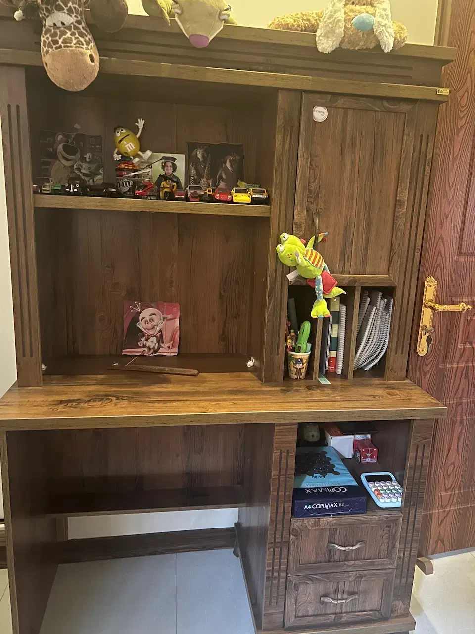 سرویس خواب در حد نو ( برند الینا چوب )|تخت و سرویس خواب|کرج, فاز ۱ مهرشهر|دیوار