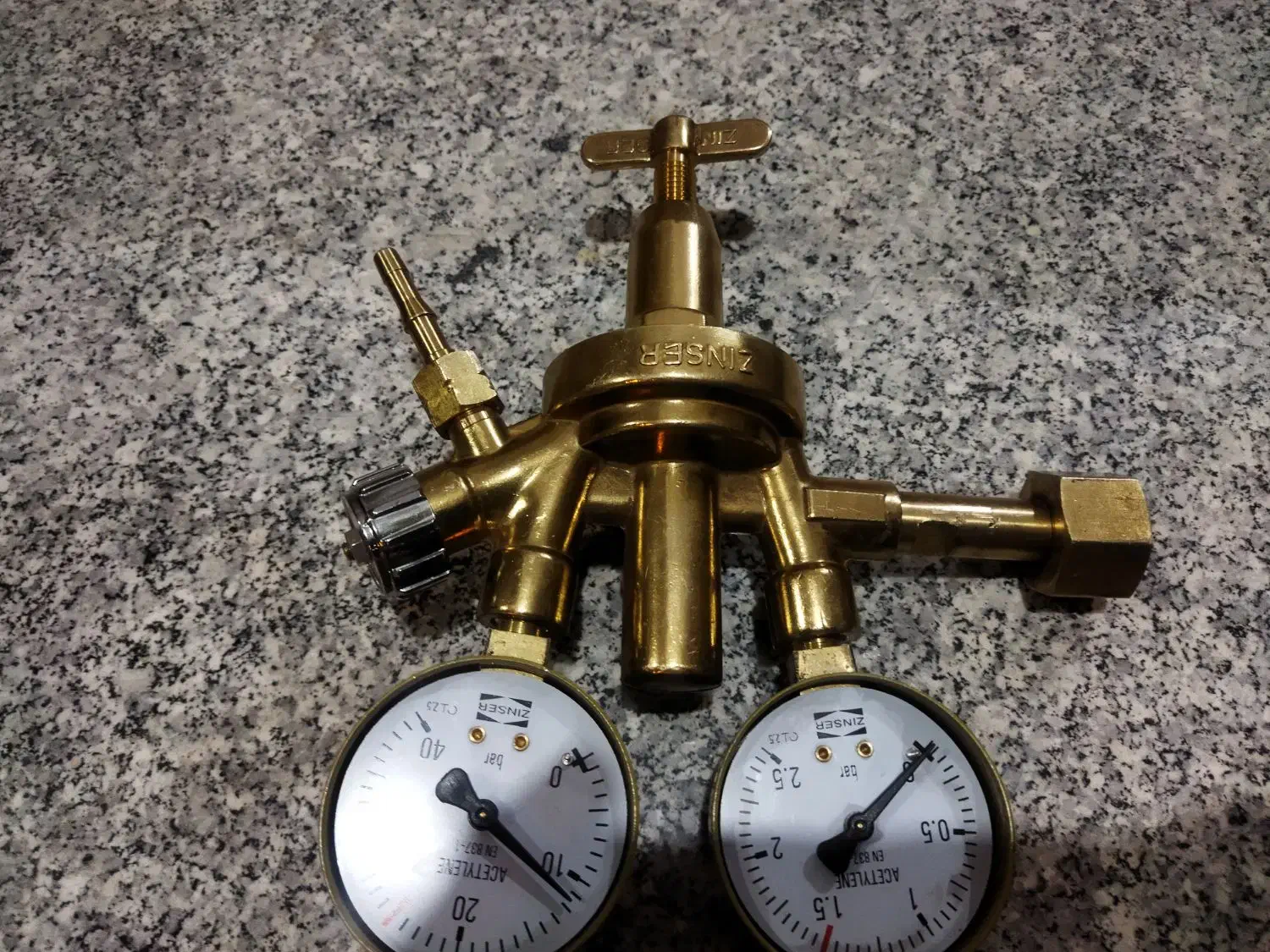 مانیمتر زینسر|ابزارآلات|اندیمشک, |دیوار