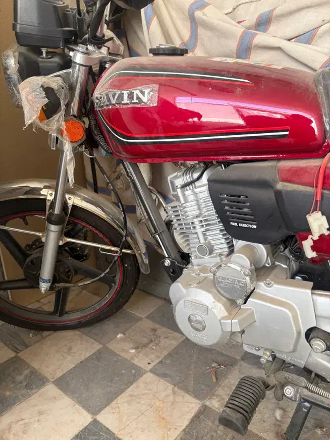 متور ۱۲۵ ساوین ۱۴۰۲|موتورسیکلت|خمینی‌شهر, |دیوار