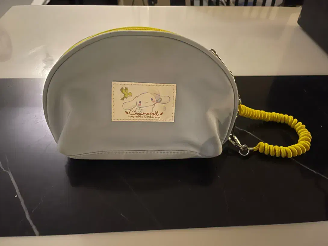 چهار عدد کیف دخترانه خارجی کاملا نو و سالم|کفش و لباس بچه|تهران, قیطریه|دیوار