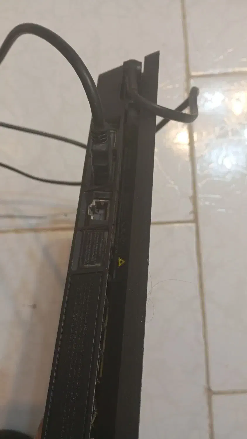 ps4 یک ترا در حد آکبند فول بازی سه دسته|کنسول، بازی ویدئویی و آنلاین|کرج, باغستان|دیوار