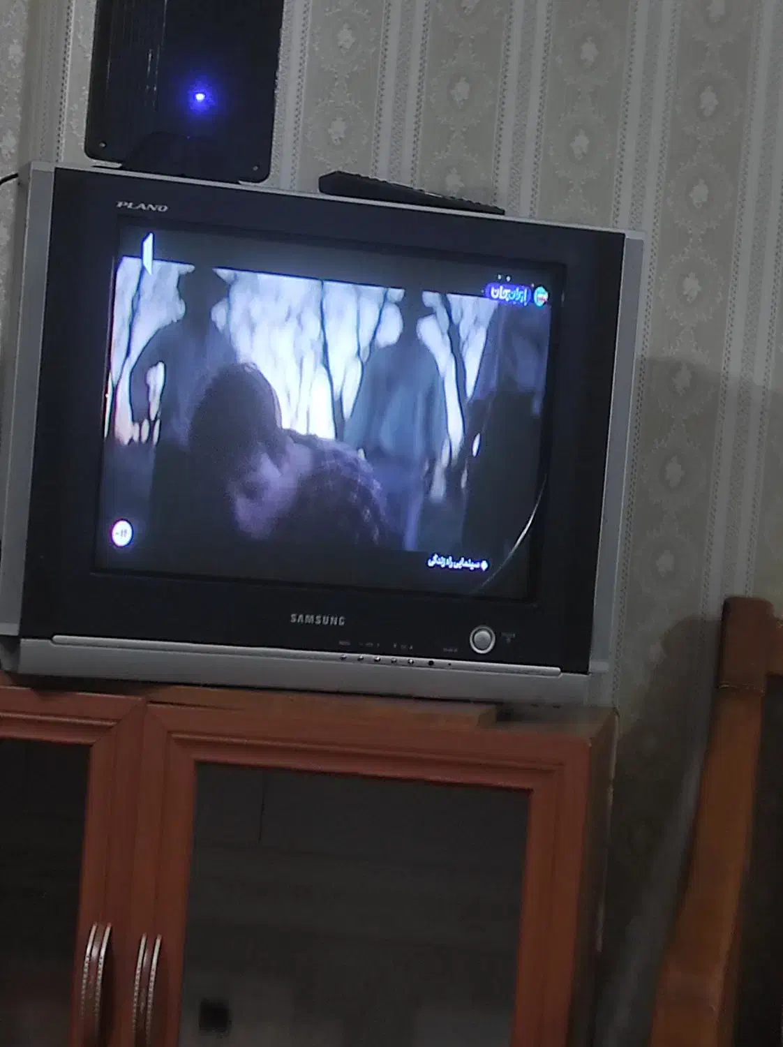 تلویزیون|تلویزیون و پروژکتور|بروجرد, |دیوار