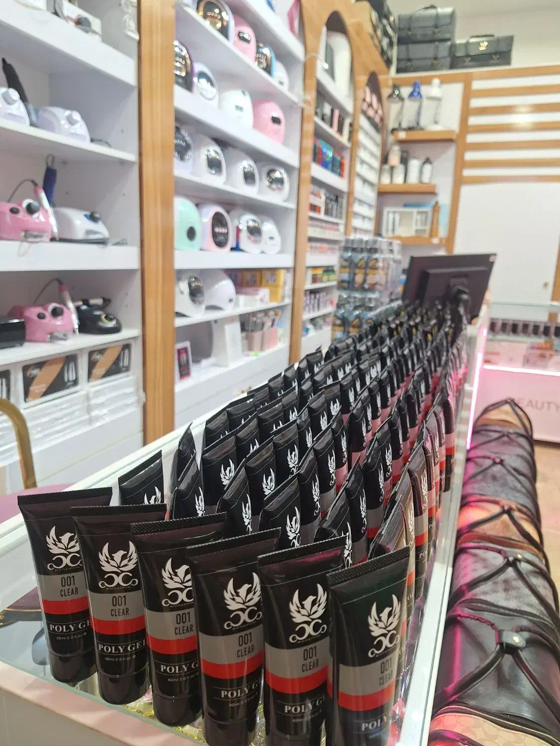 پلی ژل|آرایشگاه و سالن‌های زیبایی|مشهد, هفده شهریور|دیوار