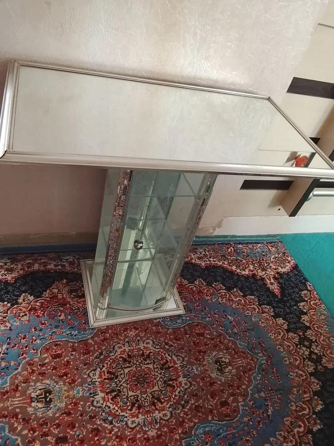 میز|میز و صندلی غذاخوری|زاهدان, |دیوار