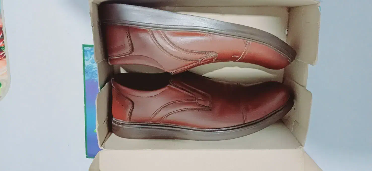 کفش چرم‌سایز 44نو هست|کیف، کفش، کمربند|باوی, |دیوار