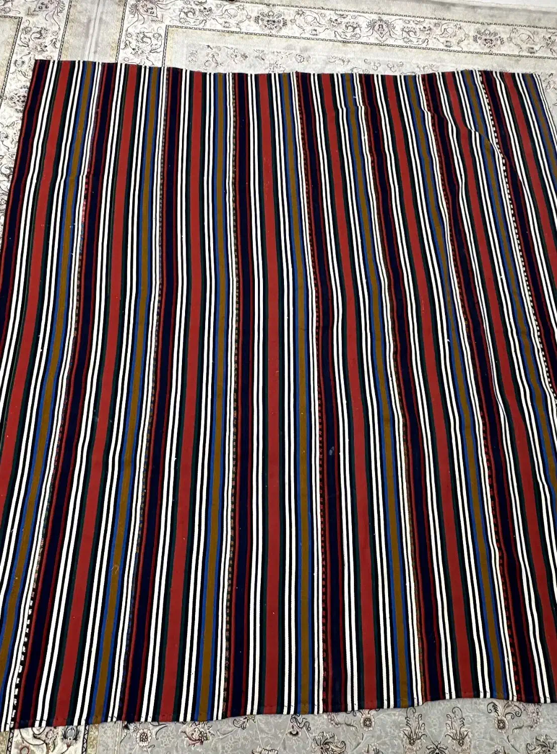 جاجیم دست بافت ترک|گلیم، جاجیم، گبه|اندیشه, اندیشه فاز ۴|دیوار