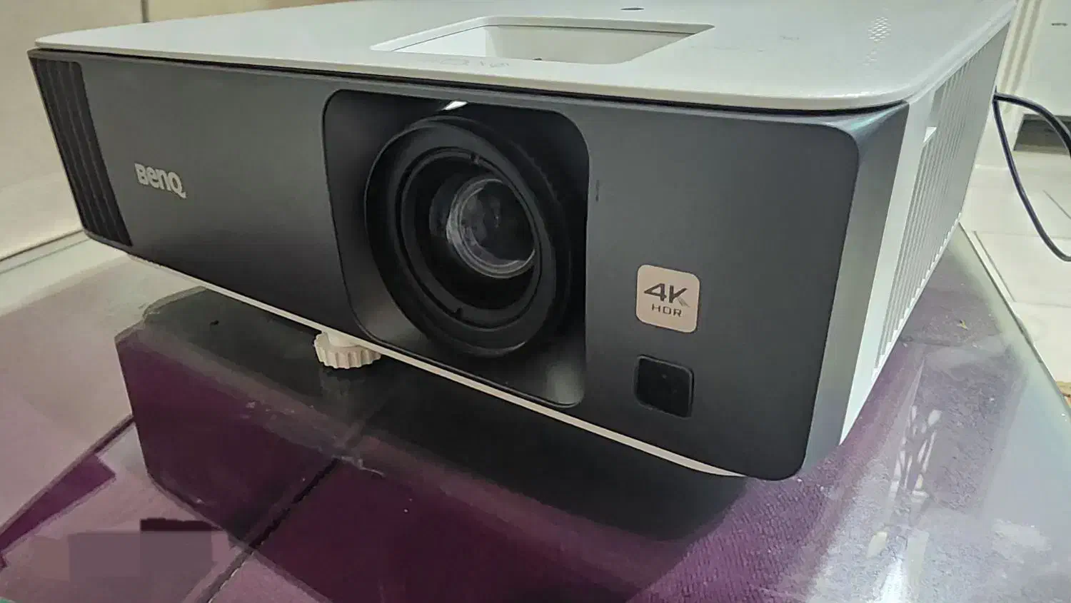 سینما پروژکتور مدل TK700 با رزولیشن 4k|تلویزیون و پروژکتور|اندیشه, اندیشه فاز ۴|دیوار