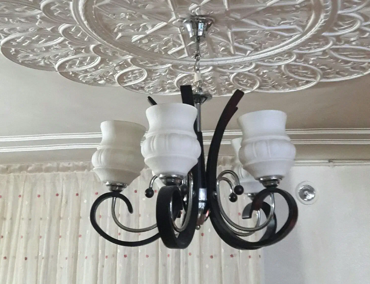 لوستر|لوستر و چراغ آویز|شاهینشهر, شهرک ردانی پور|دیوار