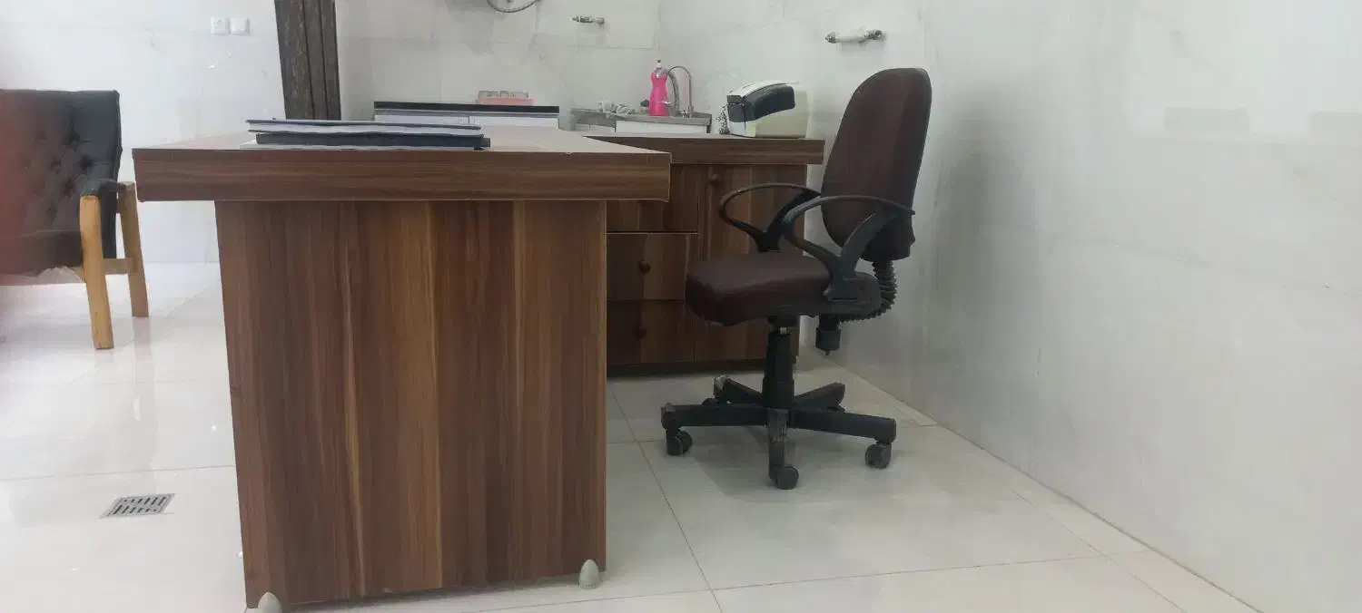 میز مدیریت وصندلی|مبلمان اداری|کهک, |دیوار