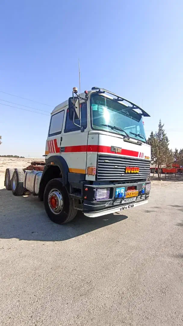 کشنده ایویکو (ایویکو) ۳۳۰ مدل ۷۰|خودرو سنگین|اسلامشهر, ملکآباد|دیوار