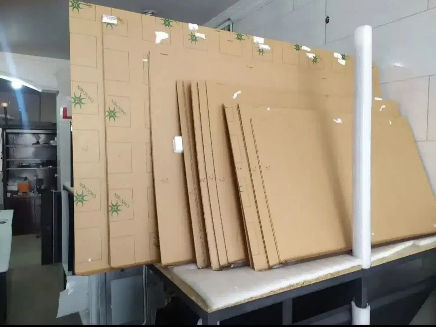 نصاب نصب براکت آنتن مرکزی پایه تلویزیون محافظ شلف|خدمات پیشه و مهارت|قم, مصلاء|دیوار