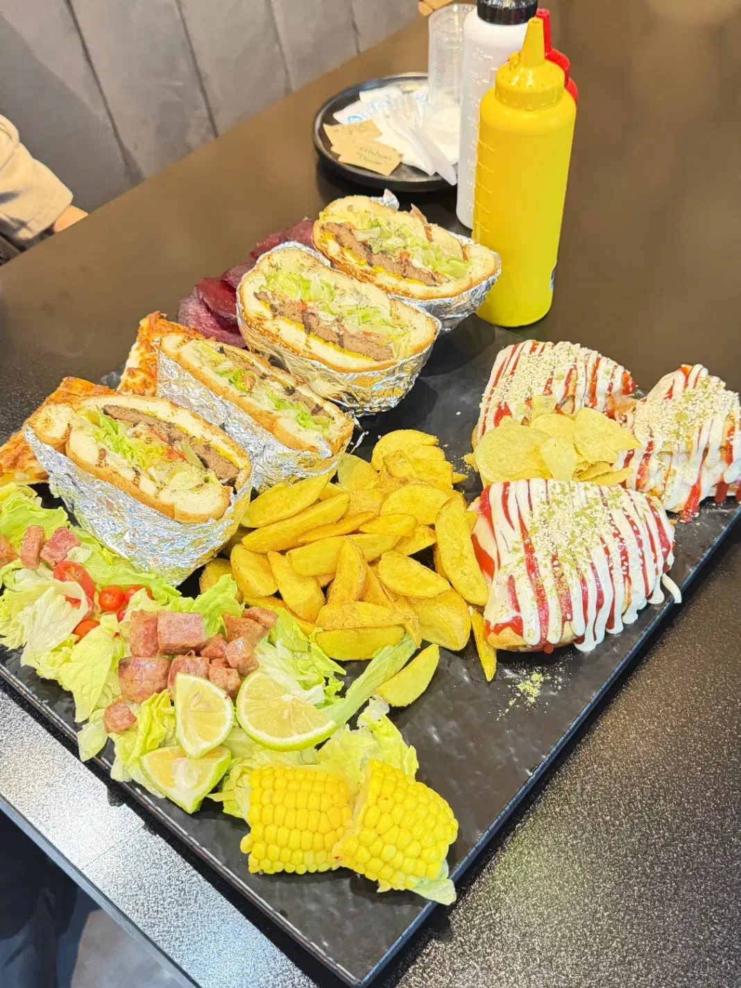 کارگر ساده در فست فود|استخدام خدمات فروشگاه و رستوران|شاهین‌شهر, فردوسی|دیوار