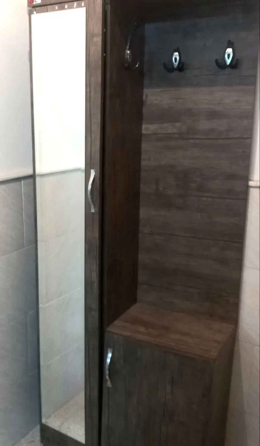 جاکفشی|جاکفشی، کمد، دراور|سمنان, |دیوار