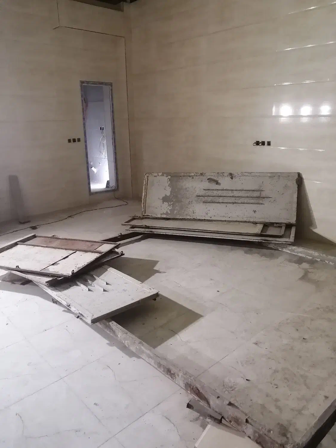 درب حیاط|مصالح و تجهیزات ساختمان|زابل, |دیوار