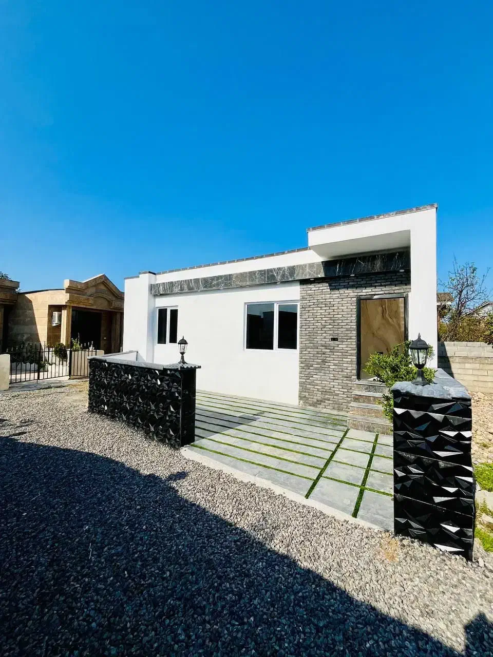 ویلاباغچه فلت نوساز 120متری شهرکی سند تک برگ|فروش خانه و ویلا|فریدون‌کنار, |دیوار