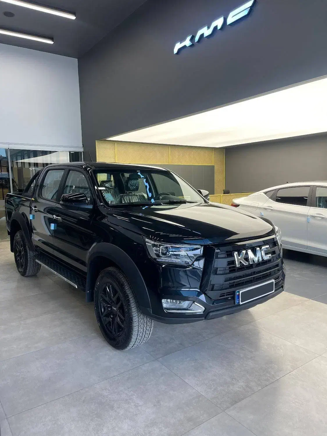 کی ام سی t8(اقساط 12 تا 60 ماه)|خودرو سواری و وانت|تهران, پونک|دیوار