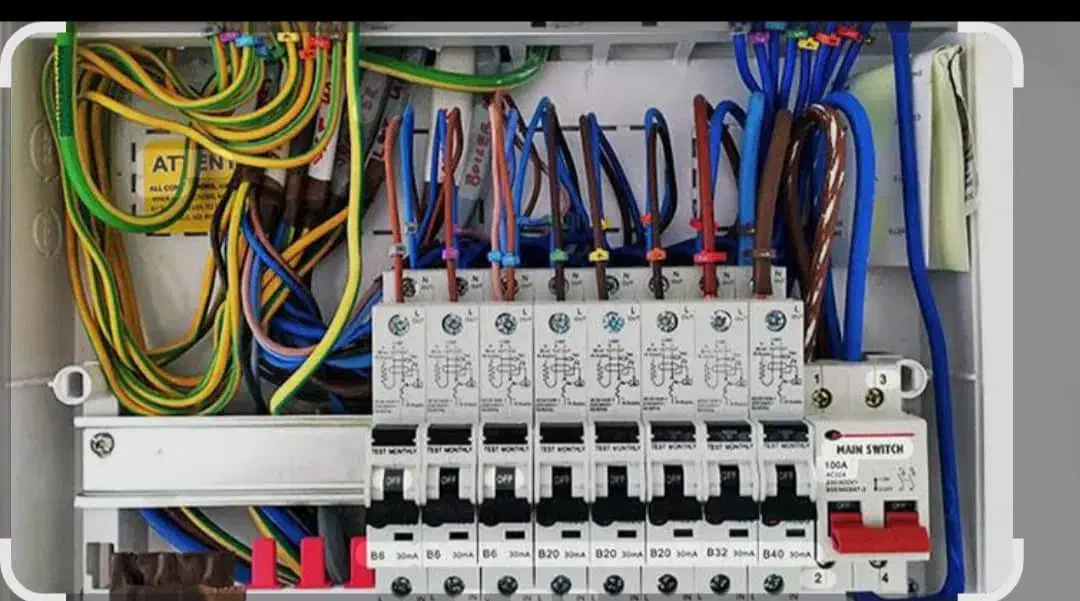 برق کشی ساختمان با بهترین کیفیت|خدمات پیشه و مهارت|فولادشهر, مسکن مهر فولادشهر|دیوار