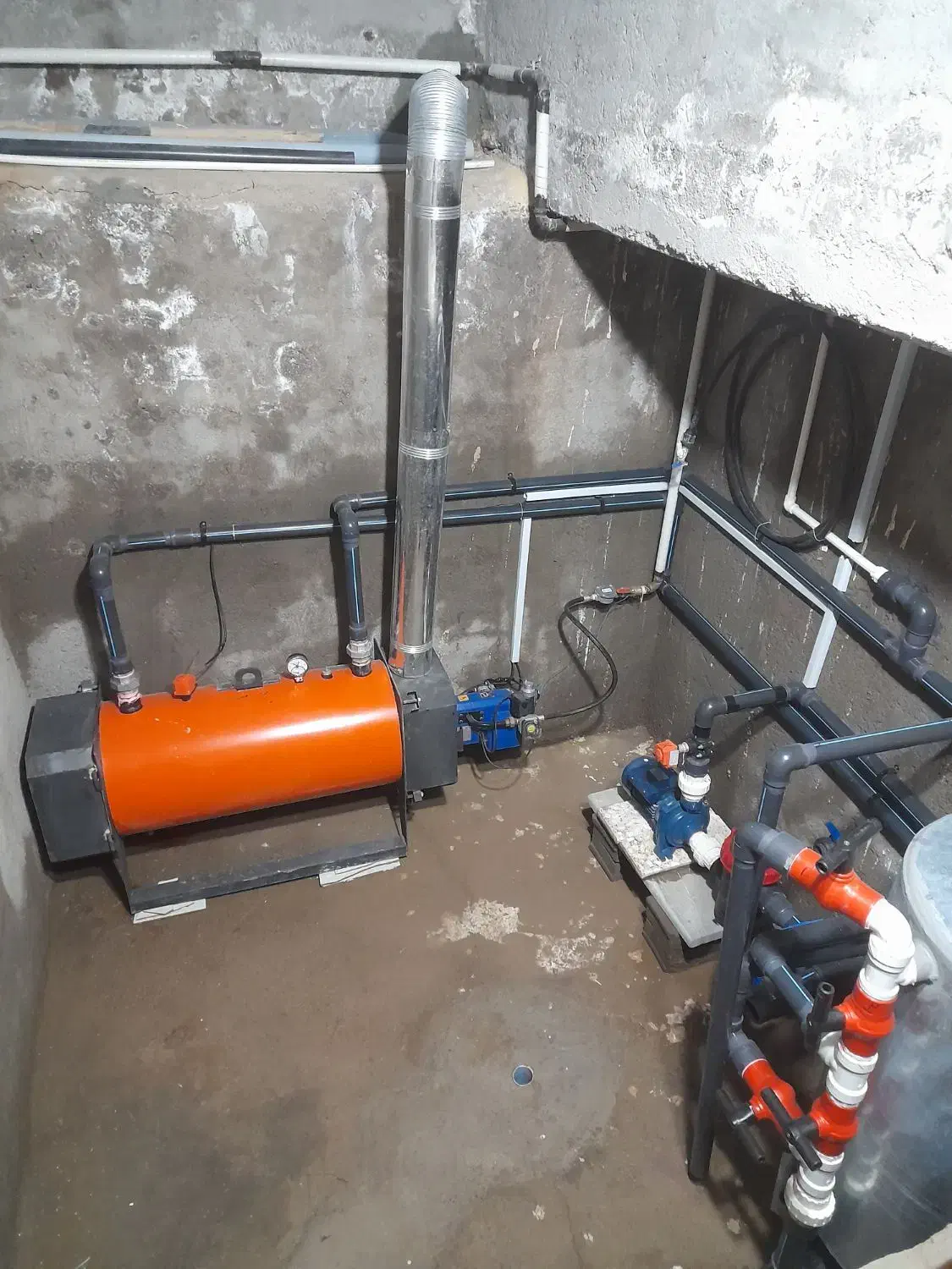 اجرا لاین نوری و استخر جکوزی و موتوخانه|خدمات پیشه و مهارت|هشتگرد, هشتگرد قدیم|دیوار