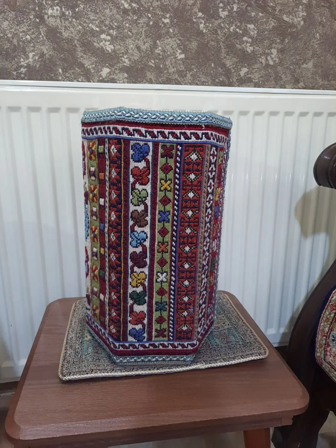 سطل گلیمی|گلیم، جاجیم، گبه|سیرجان, |دیوار