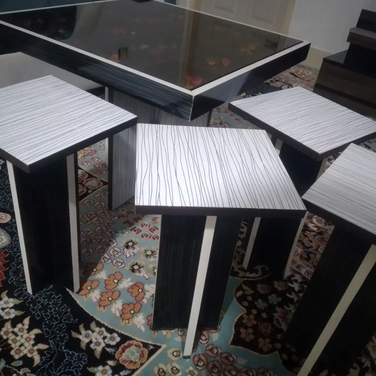 جلو مبلی|مبلمان خانگی و میز عسلی|چناران, |دیوار