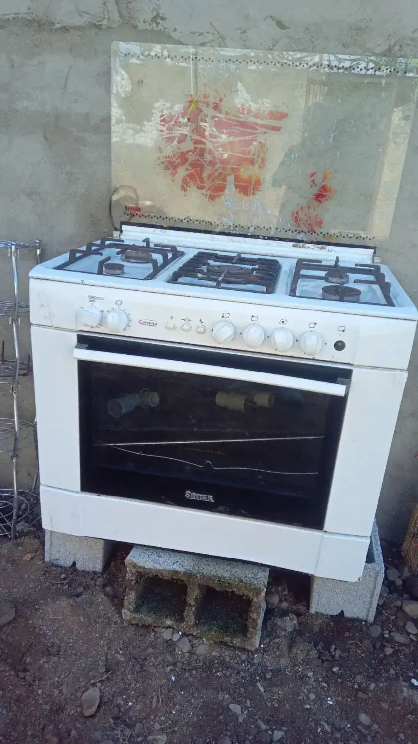 گاز تمام فر ....بسیار تمیز|اجاق گاز و لوازم برقی پخت‌وپز|گوراب زرمیخ, |دیوار