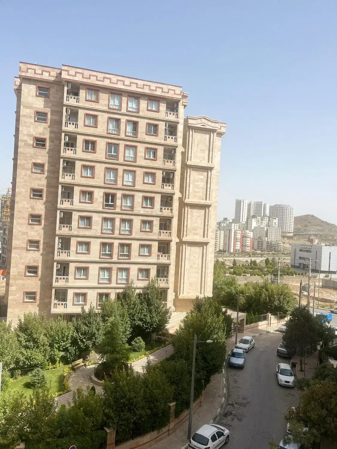 فروش به قیمت زیر قیمت دفتر فروش|فروش آپارتمان|مشهد, آبادگران|دیوار