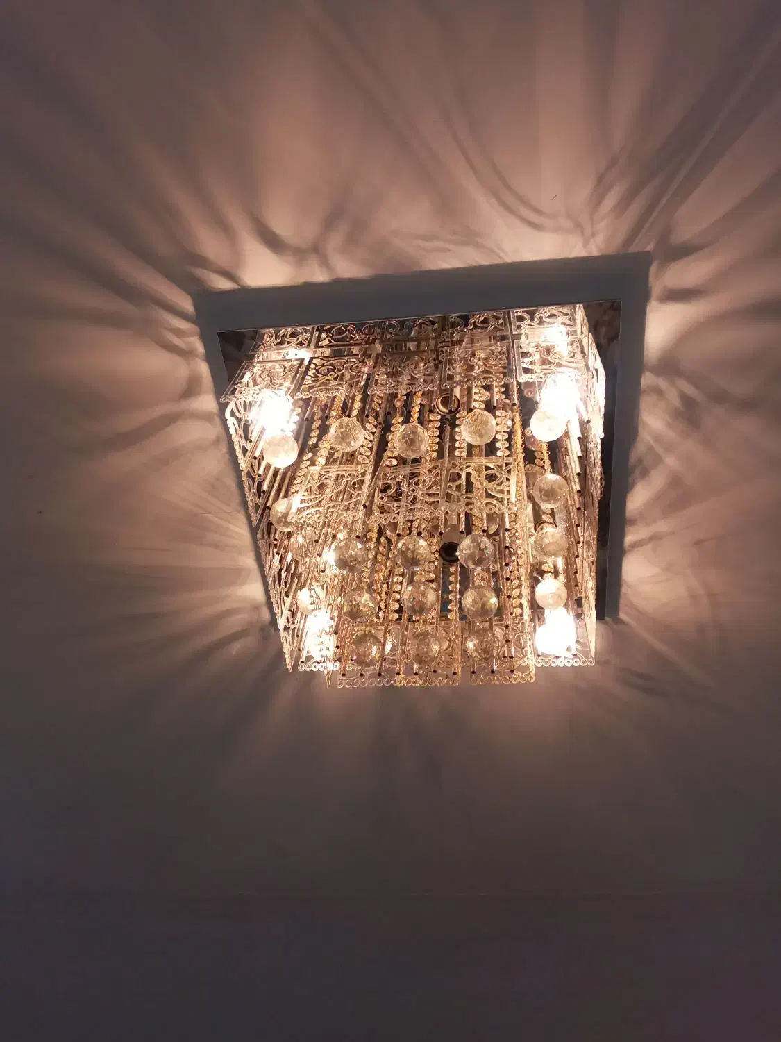 لوستر|لوستر و چراغ آویز|اصفهان, گرکان|دیوار