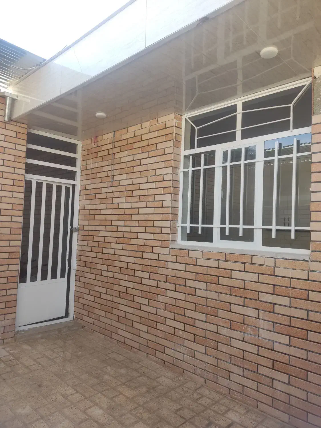 خانه ویلایی ۸۵ متر هفده شهریور گلزار ۱۳|فروش خانه و ویلا|دورود, |دیوار