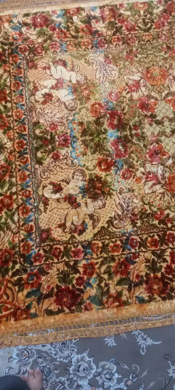 روتختی مخمل نو و قدیمی|فرش|اصفهان, سعادت‌آباد|دیوار