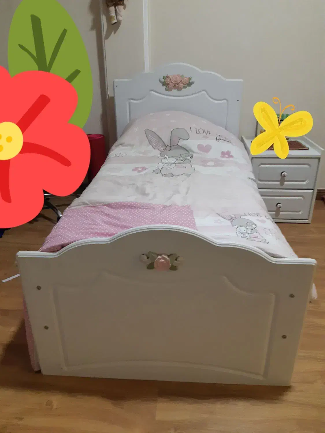 سرویس نوزاد و کودک آپادانا|تخت و صندلی بچه|رشت, گلسار|دیوار