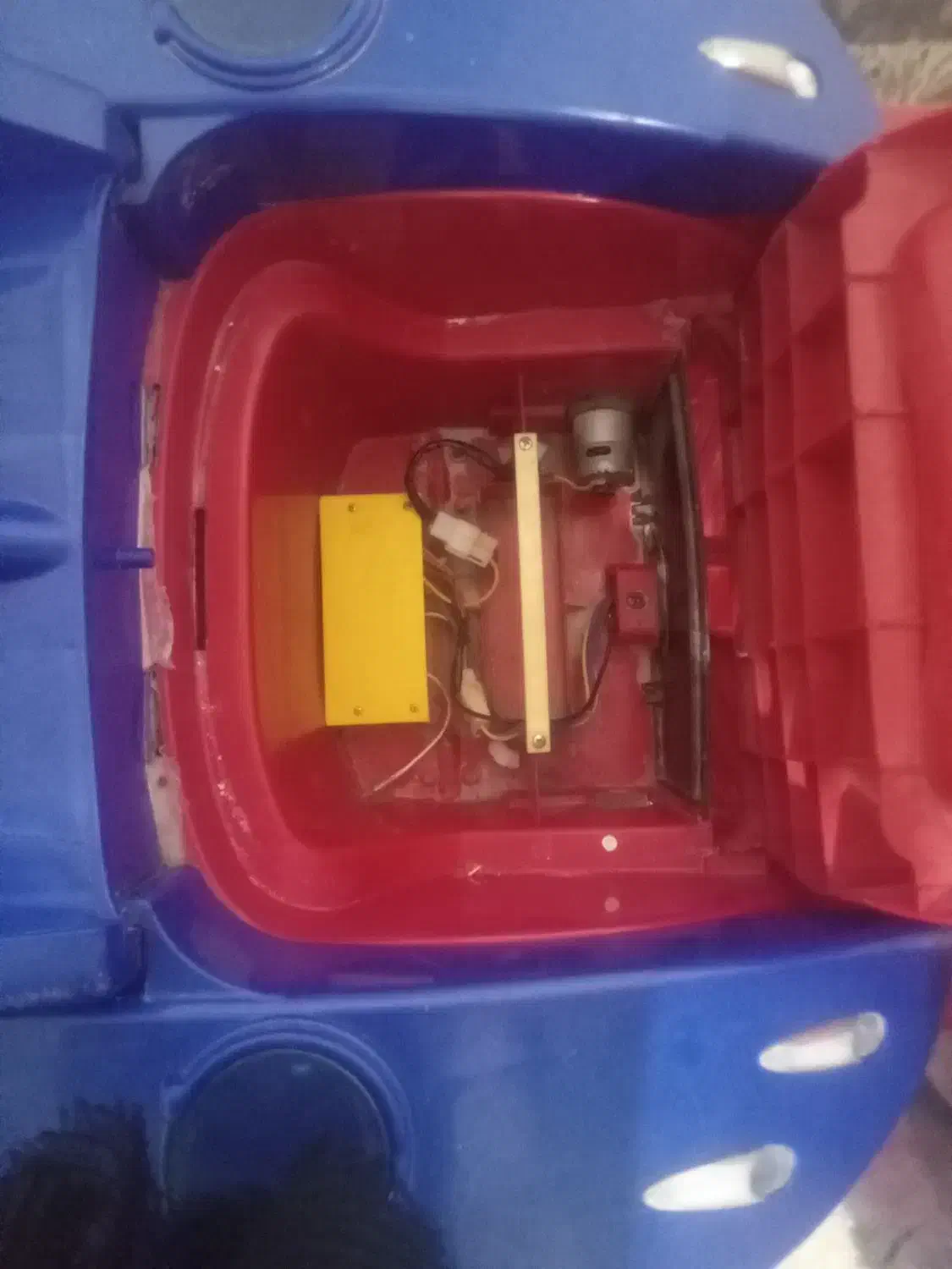 ۱۳۰۰۰۰۰۰|اسباببازی بچه|کرج, اسدآباد|دیوار